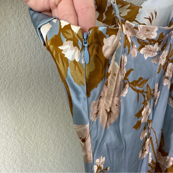 REFORMATION Ronda Silk Blue Max Floral Dress in Serene SZ US 6 NWT - Picture 7 of 7